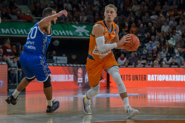 台和可能性 台和可能性