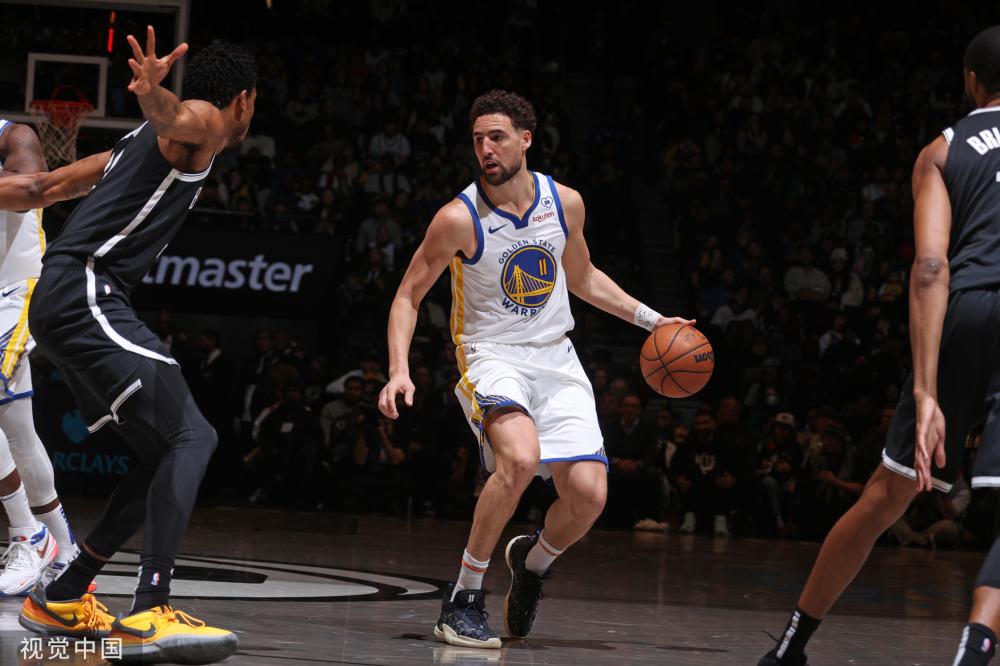 她在去年法 她在去年法