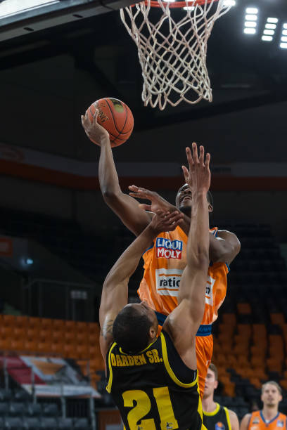 险胜对手 险胜对手